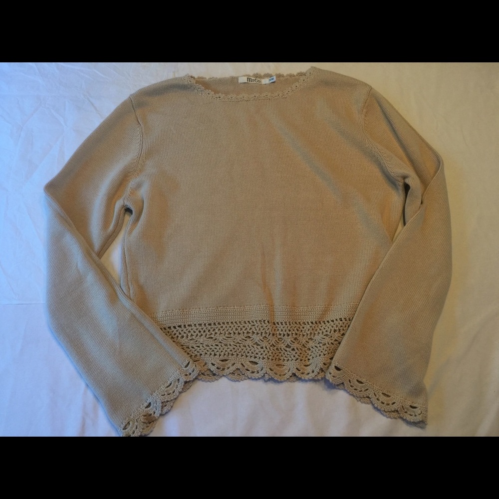 M&Co Sweater EUC